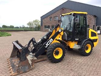 JCB 406