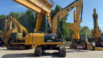 CAT 325 D L