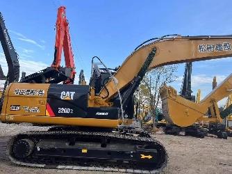 CAT 320
