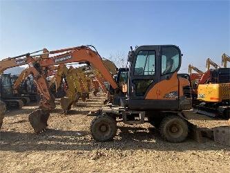 Doosan DX60W