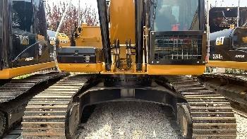 CAT 325