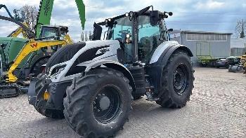 Valtra T175