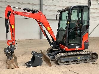 Kubota U 27-4