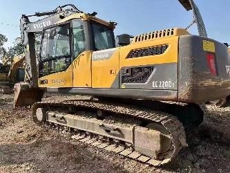 Volvo EC 220
