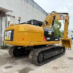 CAT 320D2