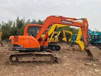 Doosan DX 75
