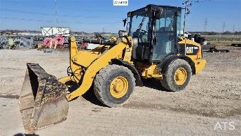 CAT 906 H2