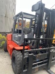 Toyota 7 Ton