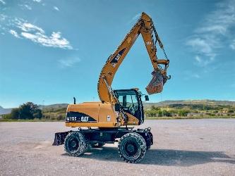 CAT M 313 C