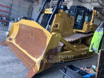 CAT D8T