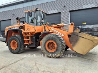 Doosan DL300