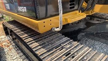 CAT 320