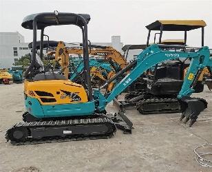 Kubota U17