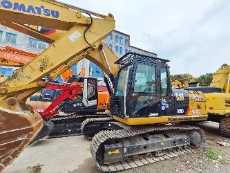 CAT 320 D