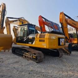 CAT 326D