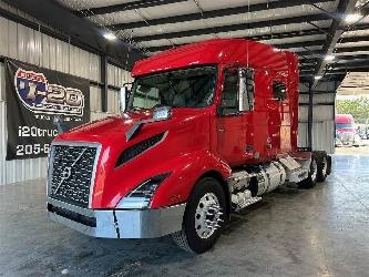 Volvo VNL740