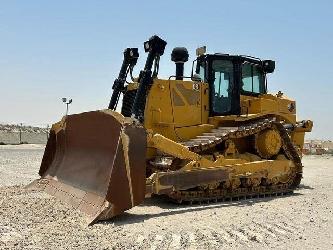CAT D8