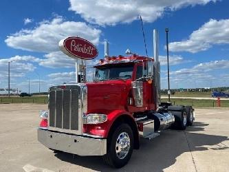 Peterbilt 389