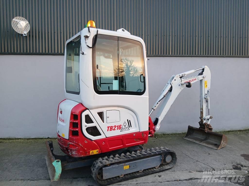 Takeuchi TB 216 小型挖掘机