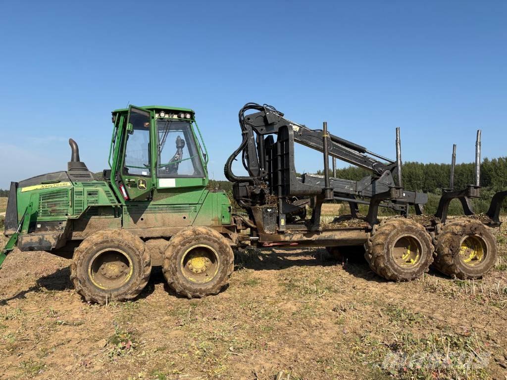 John Deere 1110G 集运机