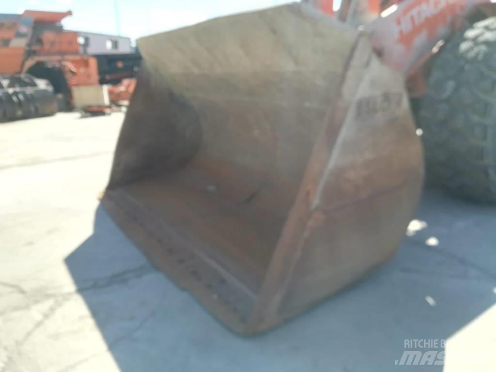 Hitachi ZW 370-6 轮式装载机