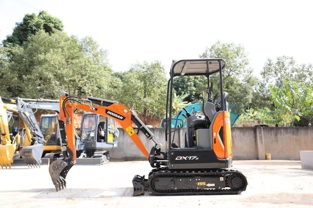 Doosan DX 17 履带挖掘机