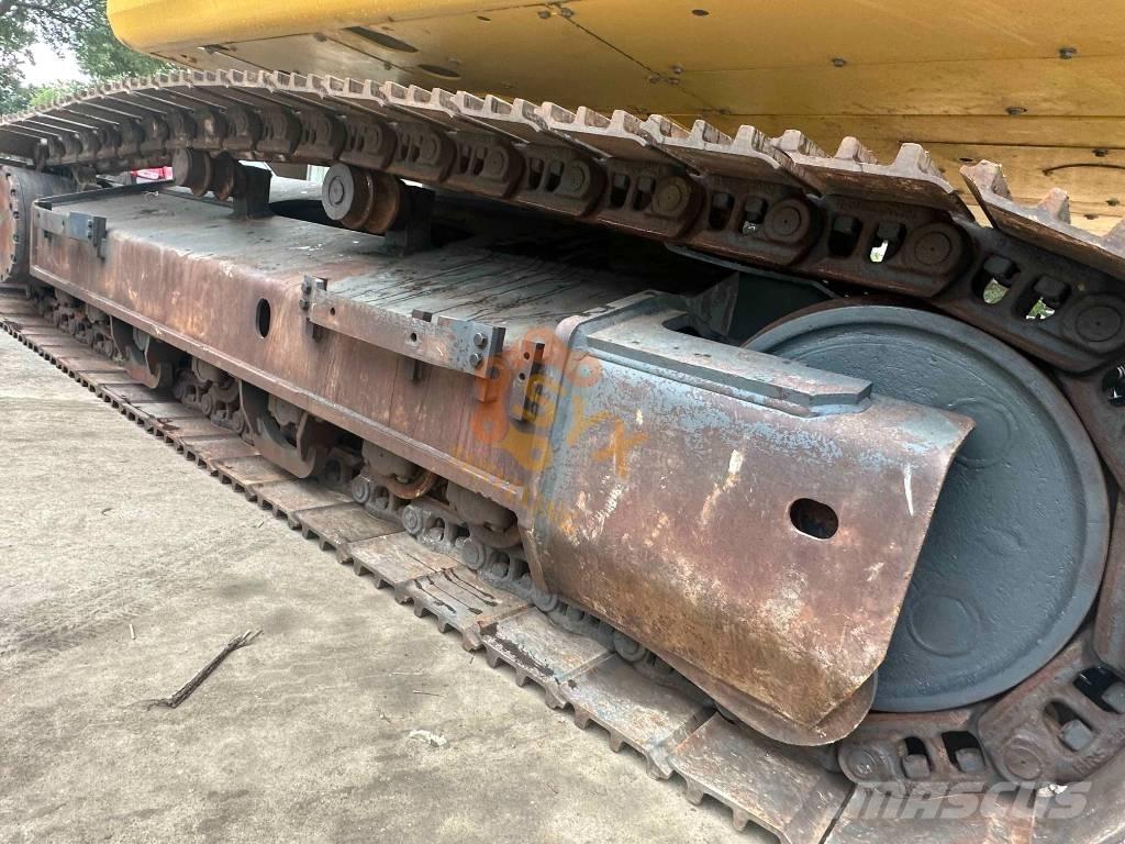 Komatsu PC 450 LC-8 履带挖掘机