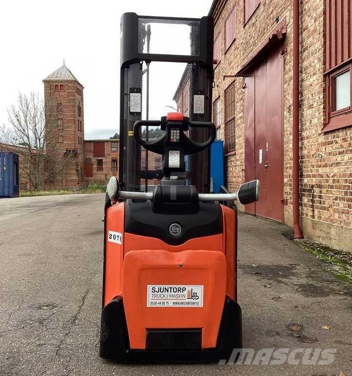 BT SPE 120 L 行走式堆垛机