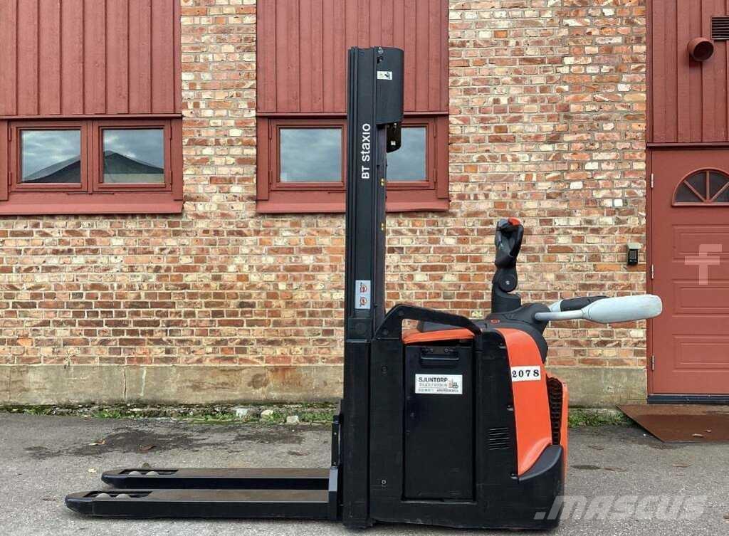 BT SPE 120 L 行走式堆垛机