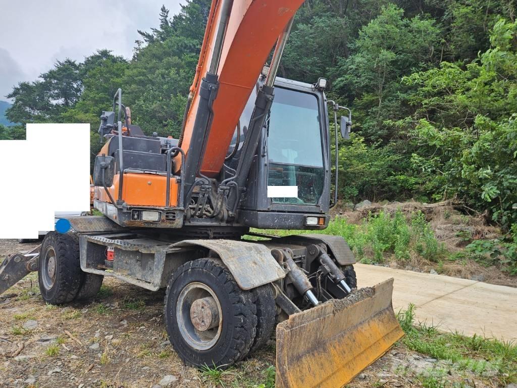 Doosan DX 210 W 轮式挖掘机