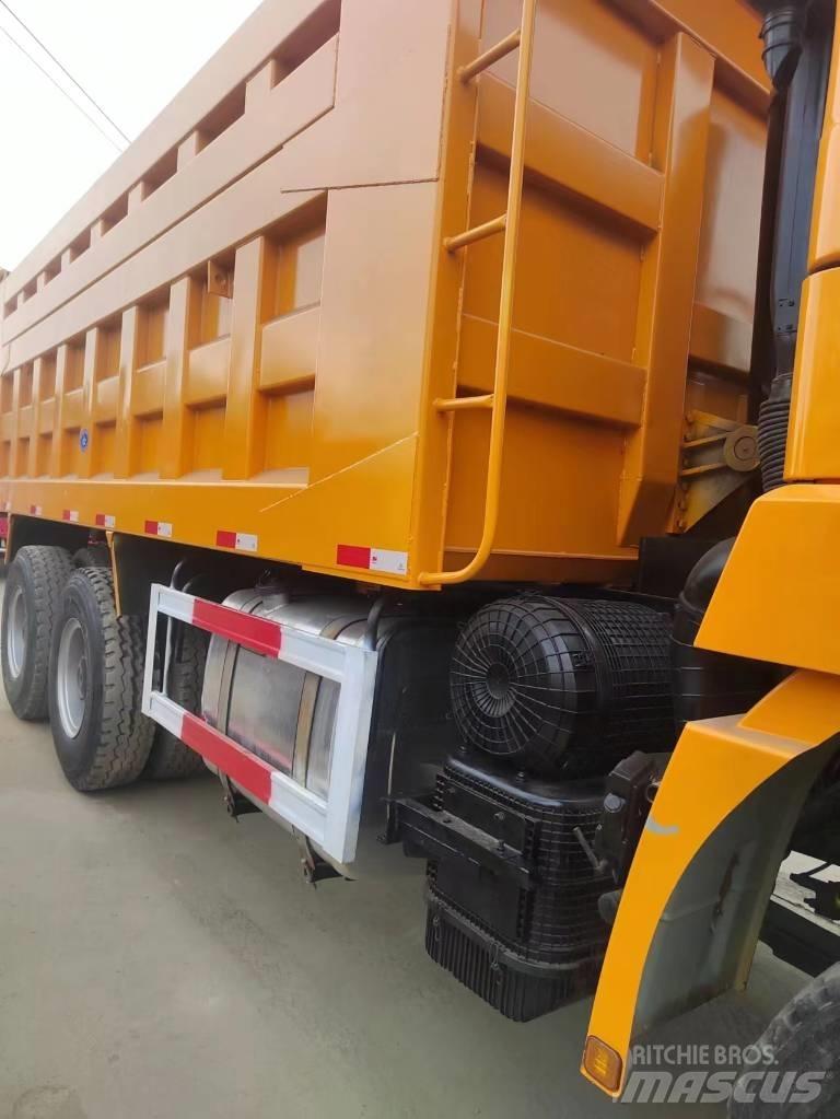 Shacman F3000 6X4 自卸式货车