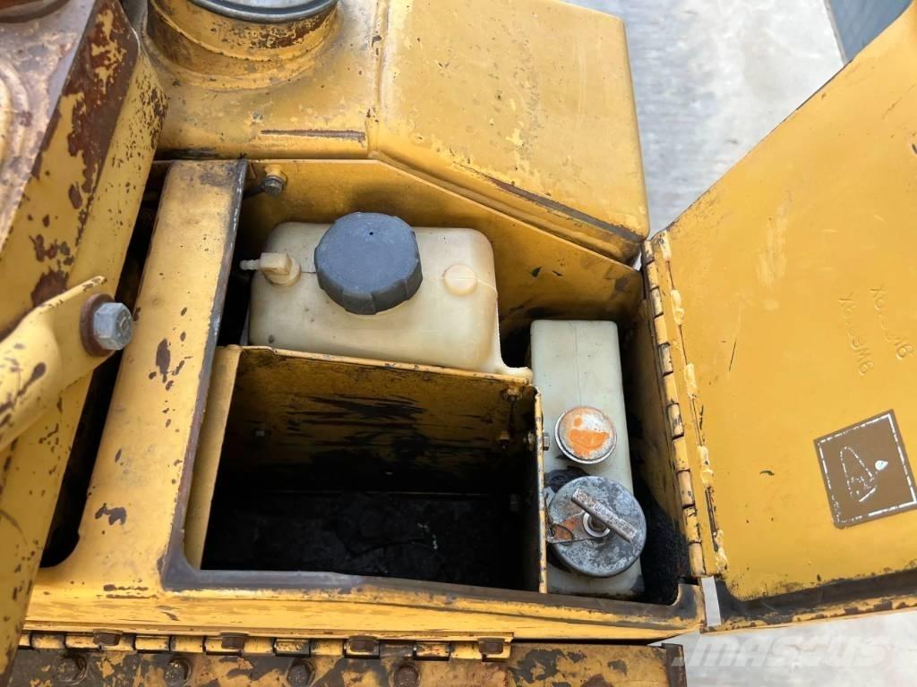 CAT D7H 履带式推土机