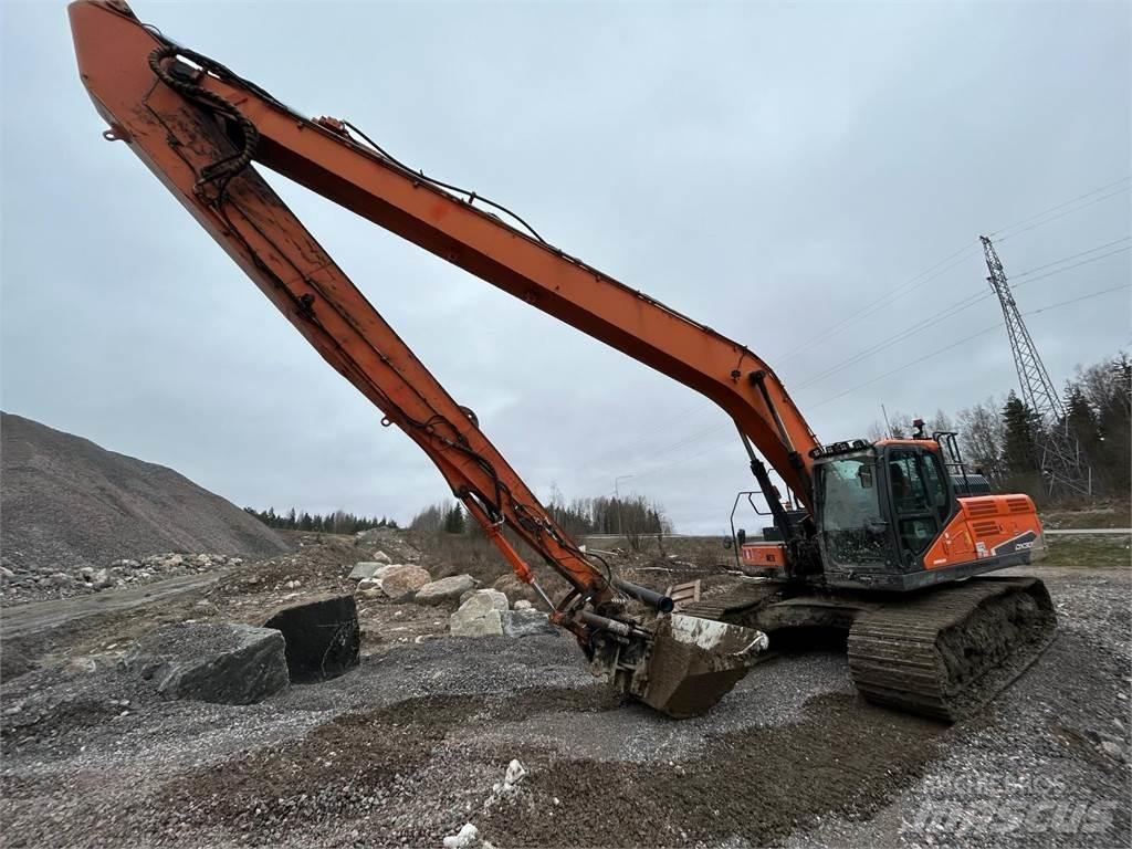 Doosan DX 300LC-5 长臂挖掘机