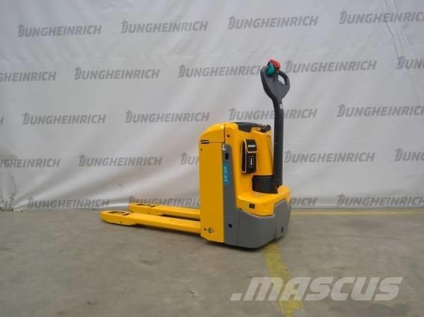 Jungheinrich EJE 114 手摇升降机