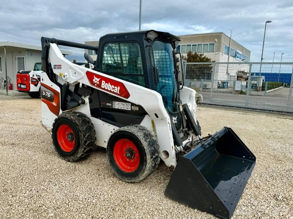 Bobcat S 76 滑移装载机