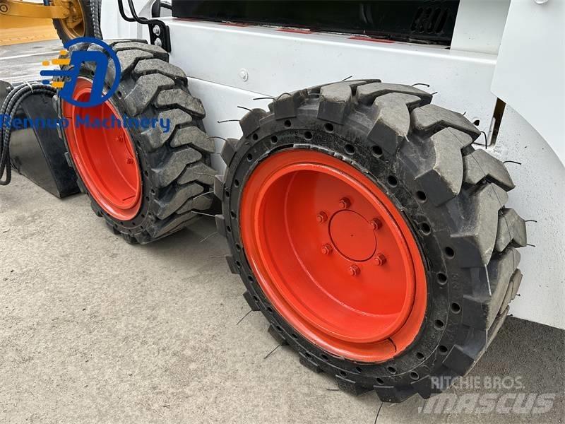Bobcat S 16 滑移装载机