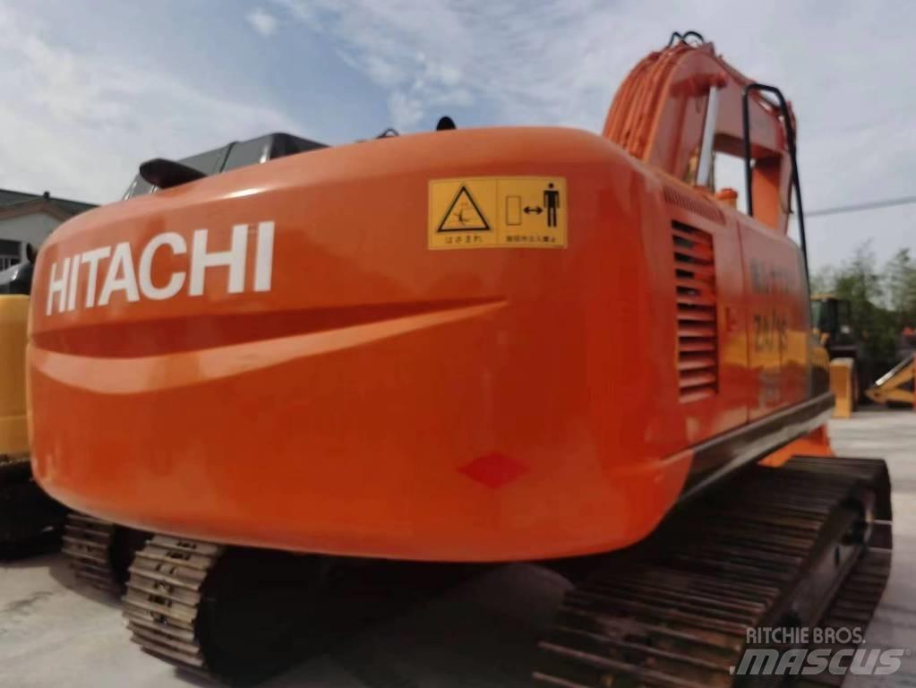 Hitachi ZX 240 履带挖掘机