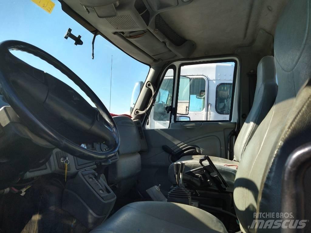 International 4400 垃圾车