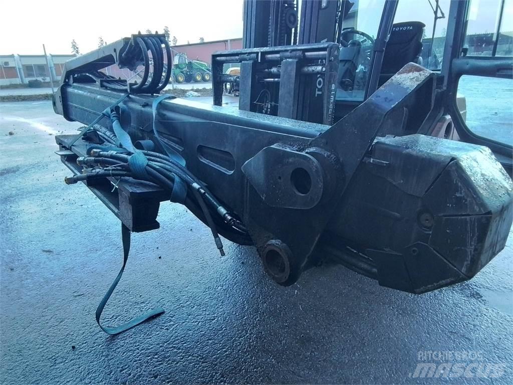 Komatsu 165F 货运起重机