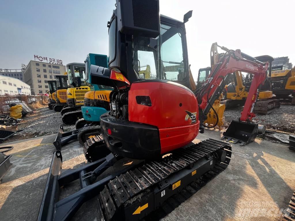 Kubota U 35 小型挖掘机