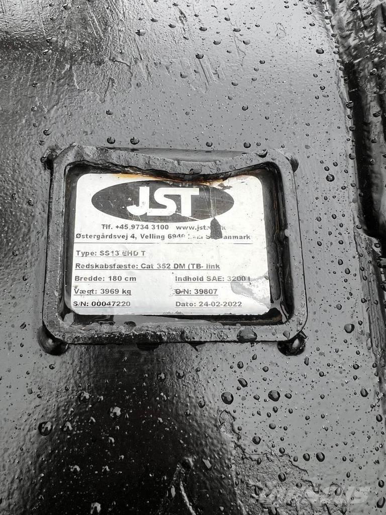 CAT 352-07 履带挖掘机