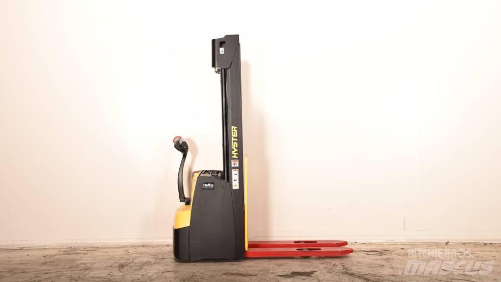 Hyster S 1.2 手推堆垛车