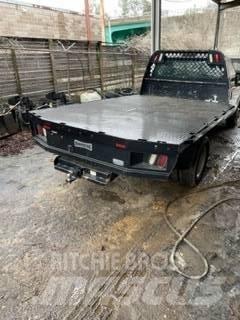 Ford F 350 平板栏板货车