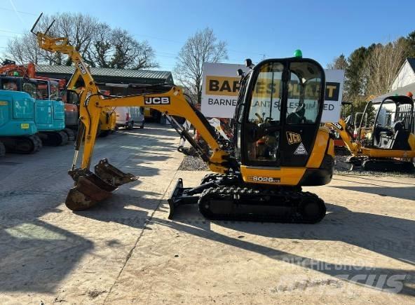 JCB 8026 CTS 小型挖掘机