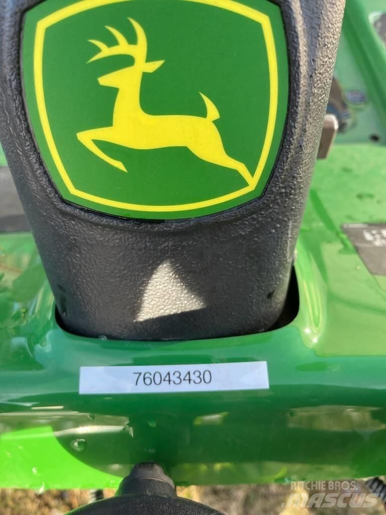 John Deere 7200 A 球道割草机