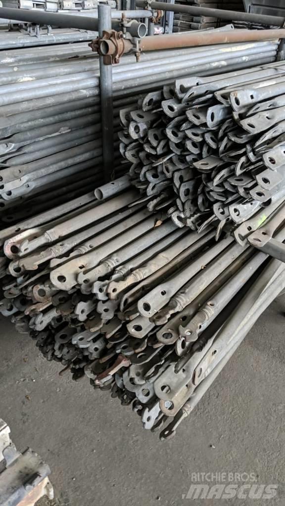 Hünnebeck BOSTA 70 脚手架