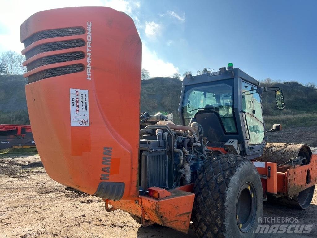 Hamm 3412 HT 单轮压路机