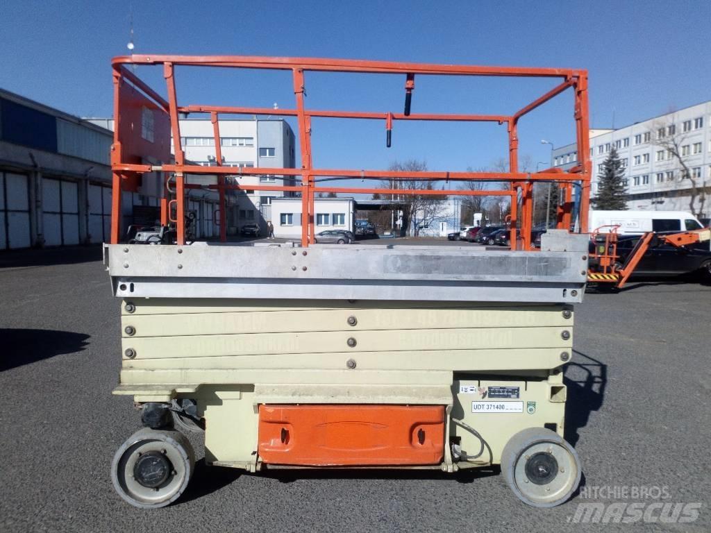 JLG 3246 ES 剪叉式升降机