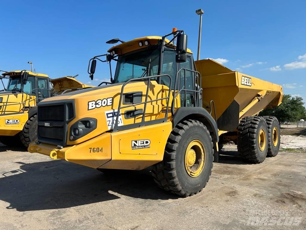 Bell B30E 铰接式自卸车