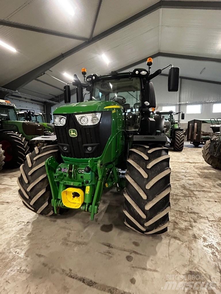 John Deere 6250r 拖拉机/农用车